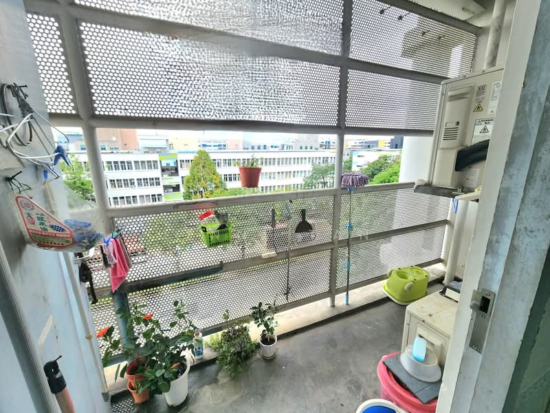Ubiplex 1, 3023 Ubi Road 3, 1,646 sqft, Light Industrial (B1) For Rent, by Lenny Tan, 500141157 - Balcony - CommercialGuru.com.sg