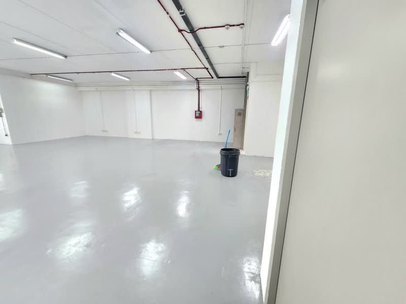 Ubiplex 1, 3023 Ubi Road 3, 1,646 sqft, Light Industrial (B1) For Rent, by Lenny Tan, 500141157 - Interior - CommercialGuru.com.sg