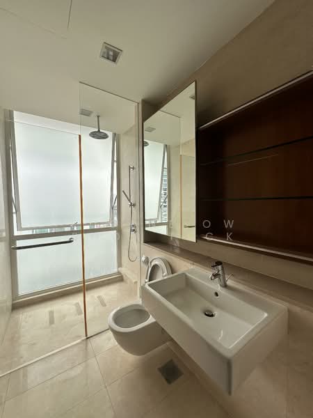 Saint Thomas Suites, , 4 Bedrooms, 2,013 sqft, Condominium For Rent, by Eugene Ow Boon Teck, 500141160 - Bathroom - PropertyGuru.com.sg