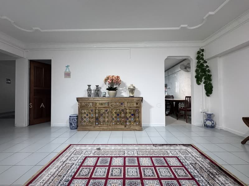 425 Yishun Avenue 11, 425 Yishun Avenue 11, 3 Bedrooms, 904 sqft, HDB Flat For Sale, by Sandra Ching 钟素玲, 500141163 - Living Room - PropertyGuru.com.sg