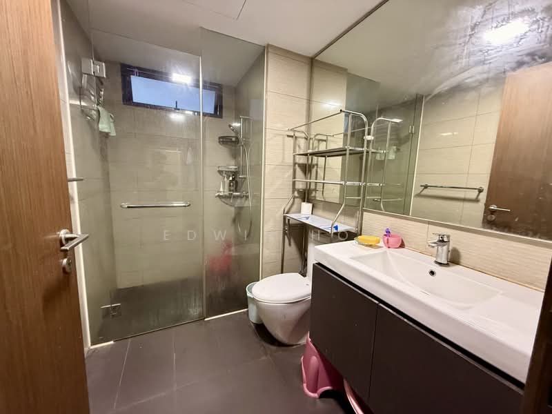 Waterbay, 47B Edgefield Plains, 4 Bedrooms, 1,141 sqft, Executive Condominium For Rent, by Edwin Hoe, 500141168 - Bathroom - PropertyGuru.com.sg