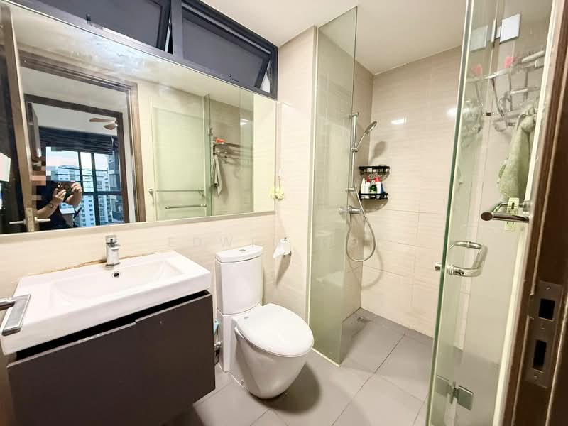 Waterbay, 47B Edgefield Plains, 4 Bedrooms, 1,141 sqft, Executive Condominium For Rent, by Edwin Hoe, 500141168 - Bathroom - PropertyGuru.com.sg