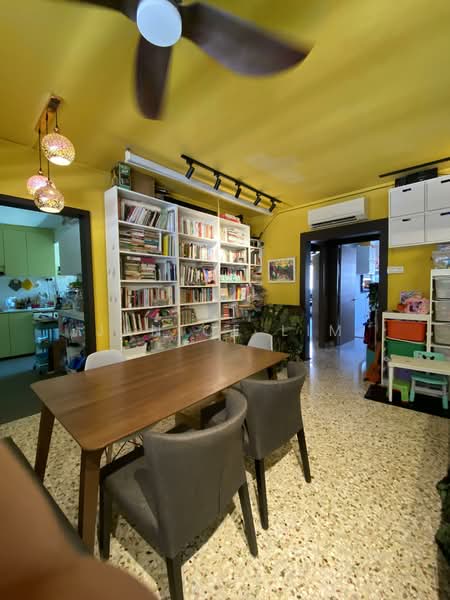 640 Rowell Road, 640 Rowell Road, 2 Bedrooms, 797 sqft, HDB Flat For Sale, by Janice Lim, 500141193 - Living Room - PropertyGuru.com.sg