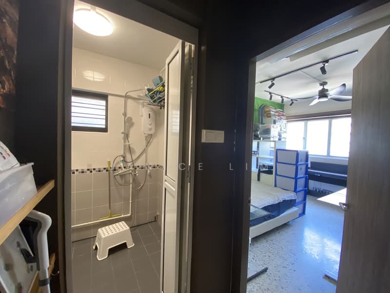 640 Rowell Road, 640 Rowell Road, 2 Bedrooms, 797 sqft, HDB Flat For Sale, by Janice Lim, 500141193 - Bathroom - PropertyGuru.com.sg