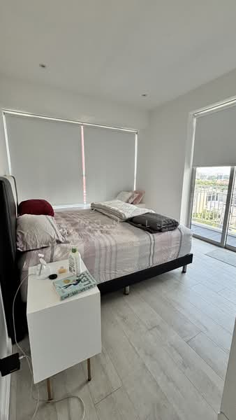 The Metropolitan Condominium, 6 Alexandra View, 2 Bedrooms, 1,033 sqft, Condominium For Sale, by Jeron Lee, 500141197 - Bedroom - PropertyGuru.com.sg