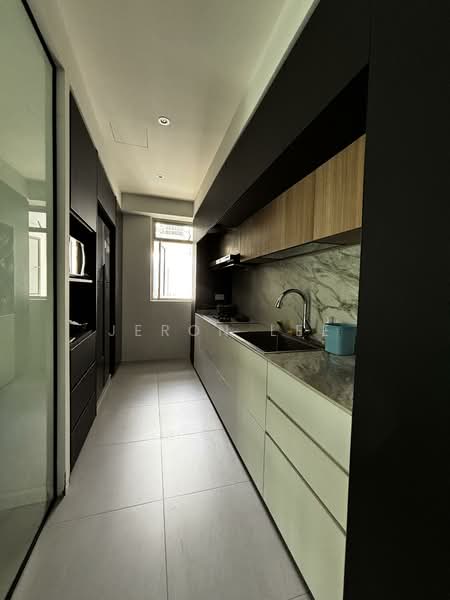 The Metropolitan Condominium, 6 Alexandra View, 2 Bedrooms, 1,033 sqft, Condominium For Sale, by Jeron Lee, 500141197 - Kitchen - PropertyGuru.com.sg