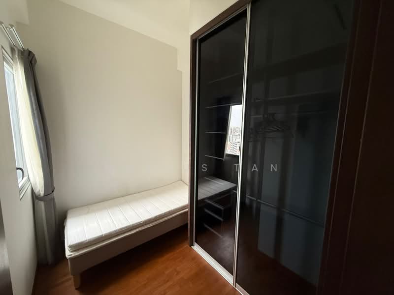 Hillvista, 1 Elizabeth Drive, 2 Bedrooms, 753 sqft, Condominium For Rent, by Marcus Tan, 500141303 - Bedroom - PropertyGuru.com.sg