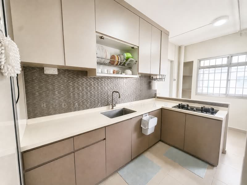 124C Rivervale Drive, 124C Rivervale Drive, 3 Bedrooms, 969 sqft, HDB Flat For Sale, by Hidayat Shariff, 500141327 - Kitchen - PropertyGuru.com.sg