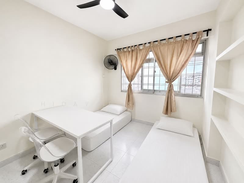 124C Rivervale Drive, 124C Rivervale Drive, 3 Bedrooms, 969 sqft, HDB Flat For Sale, by Hidayat Shariff, 500141327 - Bedroom - PropertyGuru.com.sg