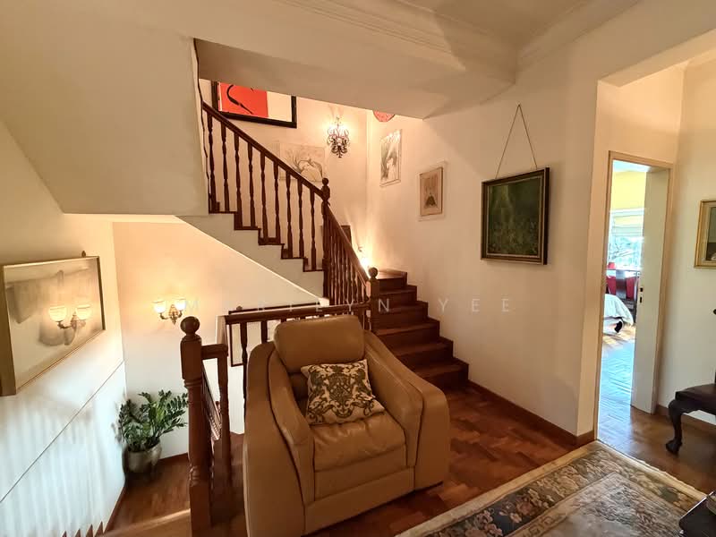 Jalan Lim Tai See, Jalan Lim Tai See, 4 Bedrooms, 4,000 sqft, Terraced House For Sale, by Marilyn Yee, 500141330 - Level 2 - Stairs leading to level 3 - PropertyGuru.com.sg