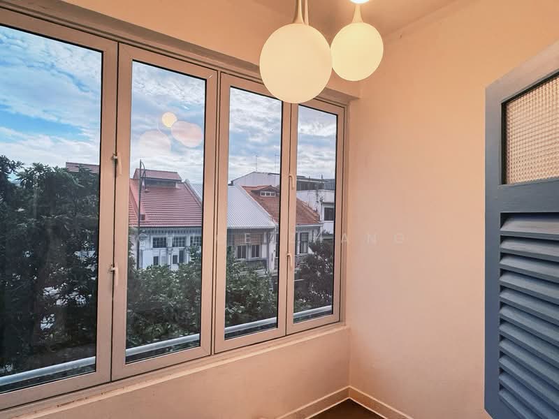 Freehold Residential Conservation Shophouse in Katong, , 3 Bedrooms, 1,184 sqft, Walk-up Apartment For Sale, by Chloe Zhang, 500141340 - View - PropertyGuru.com.sg