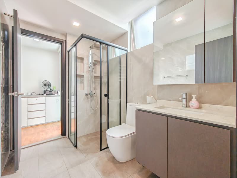 $Condo PSF‼️ 🌟5 Beds 5 Baths |🏡 Move-In Ready!!! Call ☎️ 9111-9499, Woodgrove View, 5 Bedrooms, 3,225 sqft, Corner Terrace For Sale, by Pauline Chia, 500141357 - Bathroom - PropertyGuru.com.sg