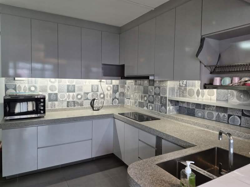 602 Elias Road, 602 Elias Road, 3 Bedrooms, 1,603 sqft, HDB Flat For Sale, by Irene, 500141373 - Kitchen - PropertyGuru.com.sg