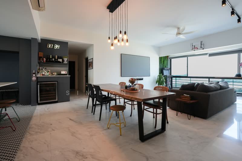 Harbour View Towers, 21 Telok Blangah Drive, 3 Bedrooms, 1,615 sqft, Condominium For Sale, by Simeon Tan, 500141379 - Living Room - PropertyGuru.com.sg