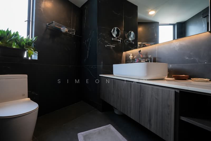 Harbour View Towers, 21 Telok Blangah Drive, 3 Bedrooms, 1,615 sqft, Condominium For Sale, by Simeon Tan, 500141379 - Bathroom - PropertyGuru.com.sg