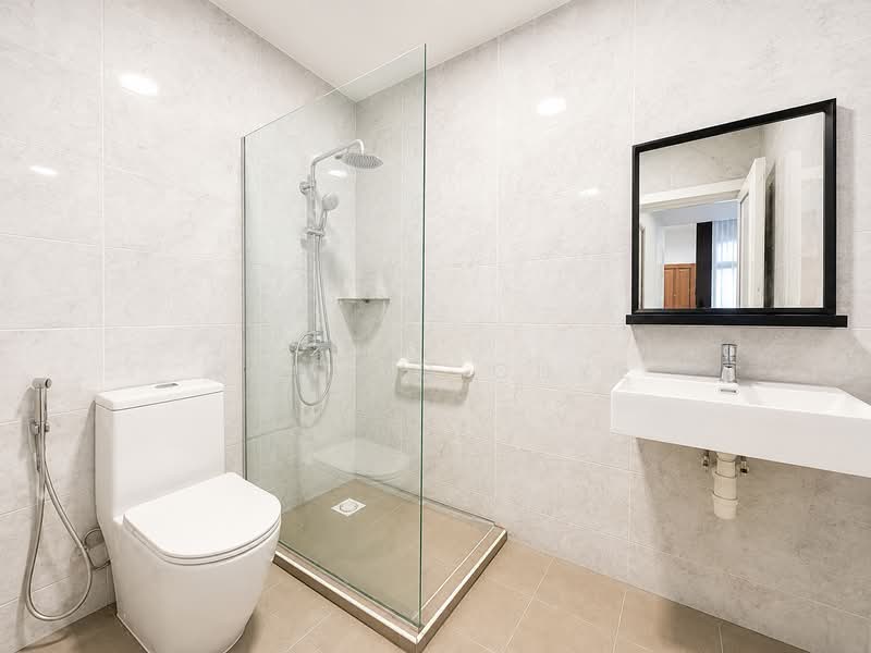 108 Teck Whye Lane, 108 Teck Whye Lane, 4 Bedrooms, 1,571 sqft, HDB Flat For Sale, by Ronald Chye, 500141380 - Bathroom - PropertyGuru.com.sg