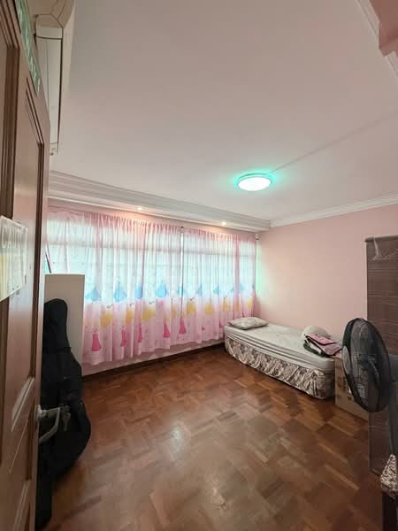 1 Queen's Road, 1 Queen's Road, 3 Bedrooms, 1,324 sqft, HDB Flat For Sale, by Wendy Tan, 500141381 - Bedroom - PropertyGuru.com.sg