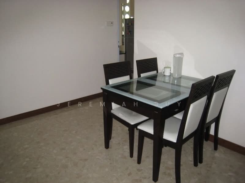 Smailing Court, 52 Lorong Mydin, 3 Bedrooms, 1,216 sqft, Apartment For Sale, by Jeremiah Buy, 500141389 - Dining Room - PropertyGuru.com.sg