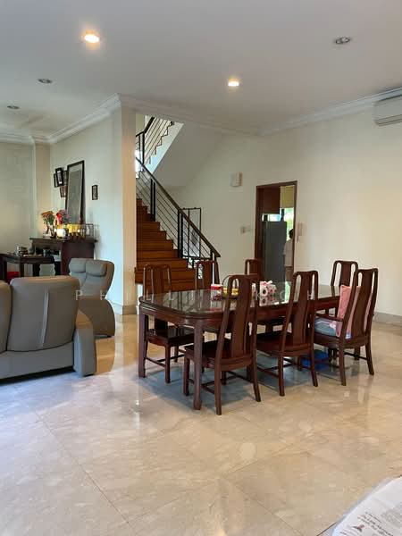 Holland Grove Terrace, Holland Grove Terrace, 5 Bedrooms, 4,000 sqft, Semi-Detached House For Sale, by Phillip Koh, 500141397 - Living Room - PropertyGuru.com.sg