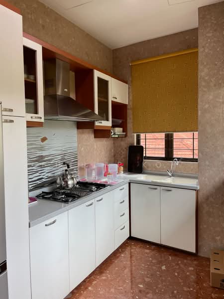 Holland Grove Terrace, Holland Grove Terrace, 5 Bedrooms, 4,000 sqft, Semi-Detached House For Sale, by Phillip Koh, 500141397 - Kitchen - PropertyGuru.com.sg