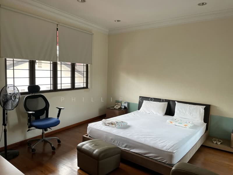 Holland Grove Terrace, Holland Grove Terrace, 5 Bedrooms, 4,000 sqft, Semi-Detached House For Sale, by Phillip Koh, 500141397 - Bedroom - PropertyGuru.com.sg
