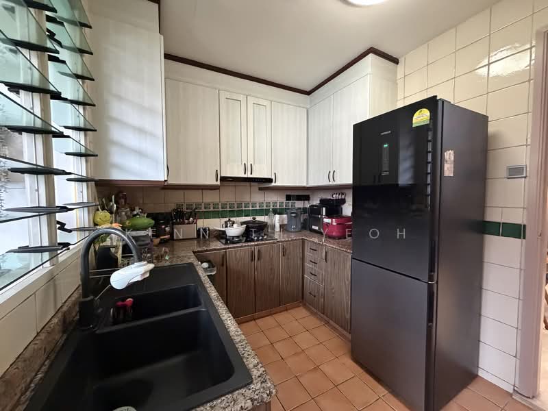 Casa Rosa, 35 Lorong Ong Lye, 3 Bedrooms, 1,550 sqft, Condominium For Sale, by Kenneth Yeoh, 500141405 - Kitchen - PropertyGuru.com.sg