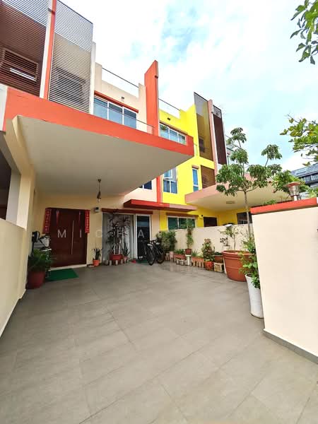 Jalan lengkok sembawang, , 5 Bedrooms, 3,500 sqft, Terraced House For Sale, by Michael Lim, 500141412 - Exterior - PropertyGuru.com.sg