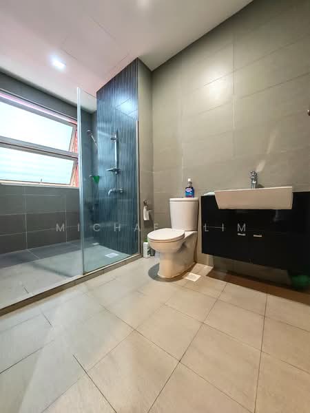 Jalan lengkok sembawang, , 5 Bedrooms, 3,500 sqft, Terraced House For Sale, by Michael Lim, 500141412 - Bathroom - PropertyGuru.com.sg