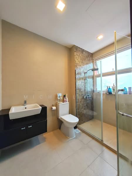 Jalan lengkok sembawang, , 5 Bedrooms, 3,500 sqft, Terraced House For Sale, by Michael Lim, 500141412 - Bathroom - PropertyGuru.com.sg