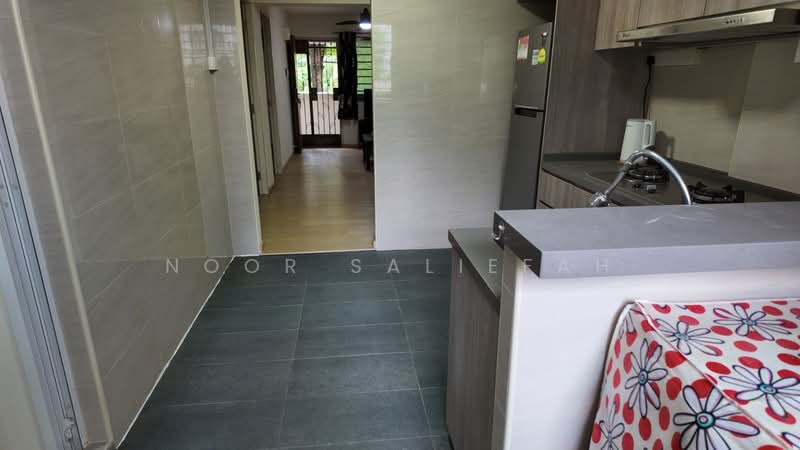 136 Jalan Bukit Merah, 136 Jalan Bukit Merah, 2 Bedrooms, 635 sqft, HDB Flat For Rent, by Noor Saliefah, 500141420 - Kitchen - PropertyGuru.com.sg