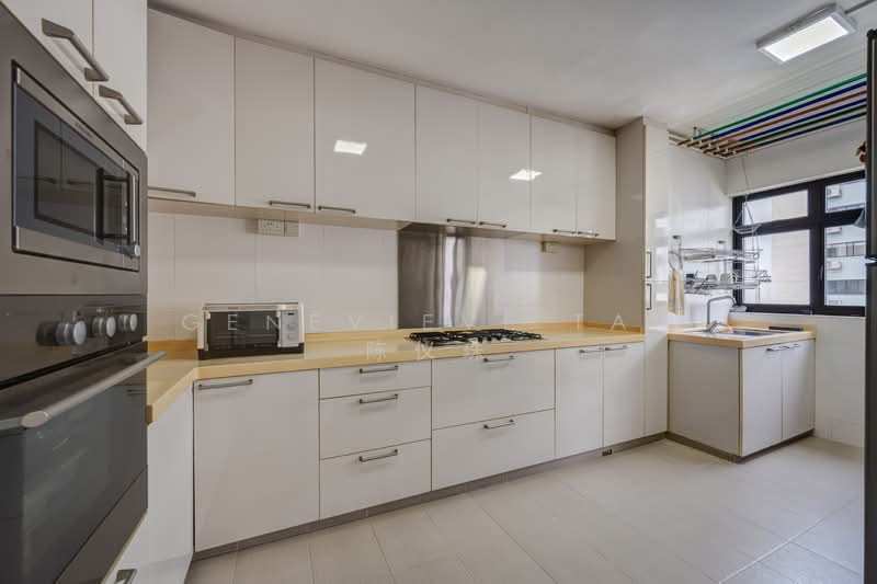 715 Bedok Reservoir Road, 715 Bedok Reservoir Road, 3 Bedrooms, 1,302 sqft, HDB Flat For Sale, by Genevieve Tan 陈仪珠, 500141447 - Kitchen - PropertyGuru.com.sg