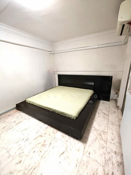 231 Yishun Street 21, 231 Yishun Street 21, 3 Bedrooms, 1,055 sqft, HDB Flat For Sale, by Roslyn Ng, 500141526 - Master Bedroom - PropertyGuru.com.sg