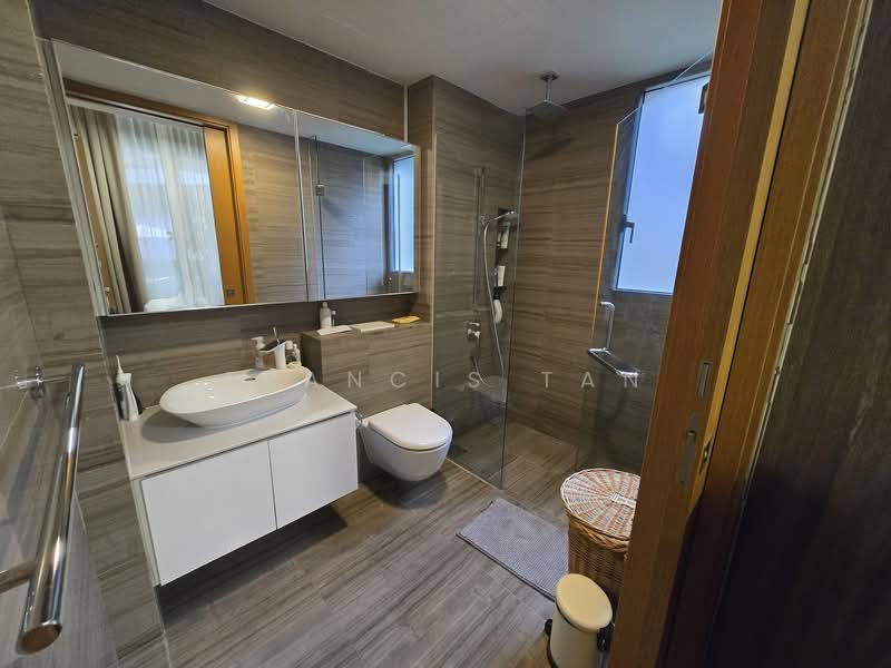 Mon Jervois, 47 Jervois Road, 2 Bedrooms, 1,001 sqft, Condominium For Rent, by Francis Tan, 500141539 - Bathroom - PropertyGuru.com.sg