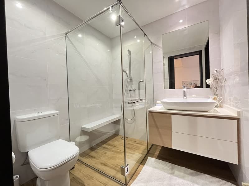Chuan Drive, Chuan Drive, 5 Bedrooms, 4,043 sqft, Terraced House For Sale, by Wini Chua, 500141545 - Bathroom - PropertyGuru.com.sg