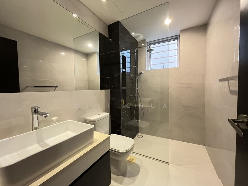 Chuan Drive, Chuan Drive, 5 Bedrooms, 4,043 sqft, Terraced House For Sale, by Wini Chua, 500141545 - Bathroom - PropertyGuru.com.sg