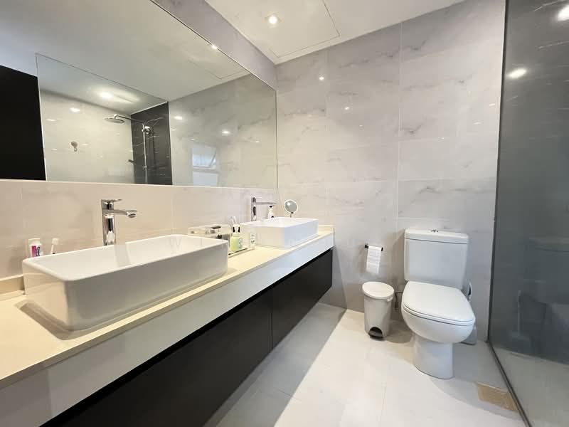 Chuan Drive, Chuan Drive, 5 Bedrooms, 4,043 sqft, Terraced House For Sale, by Wini Chua, 500141545 - Bathroom - PropertyGuru.com.sg