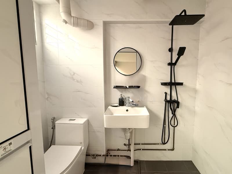 14 Toh Yi Drive, 14 Toh Yi Drive, 2 Bedrooms, 1,313 sqft, HDB Flat For Rent, by Justin Ng, 500141549 - Bathroom - PropertyGuru.com.sg