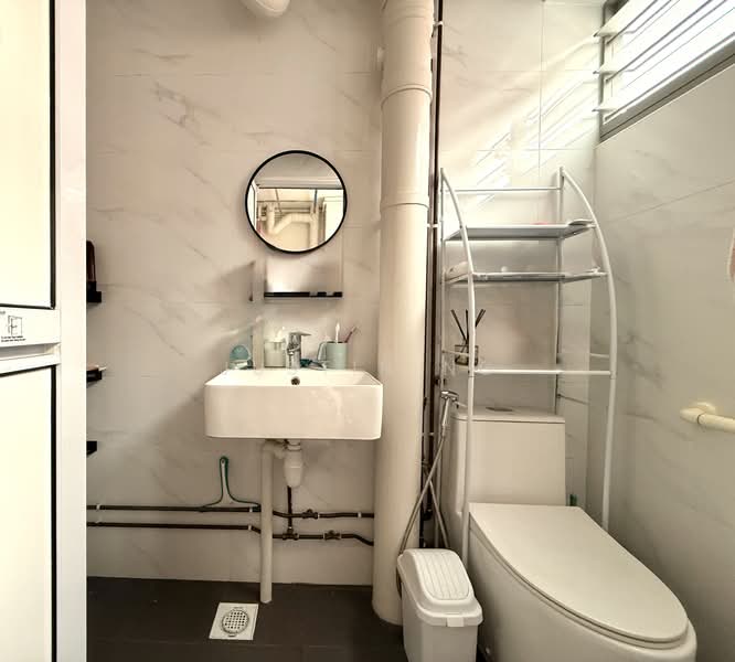 14 Toh Yi Drive, 14 Toh Yi Drive, 2 Bedrooms, 1,313 sqft, HDB Flat For Rent, by Justin Ng, 500141549 - Bathroom - PropertyGuru.com.sg