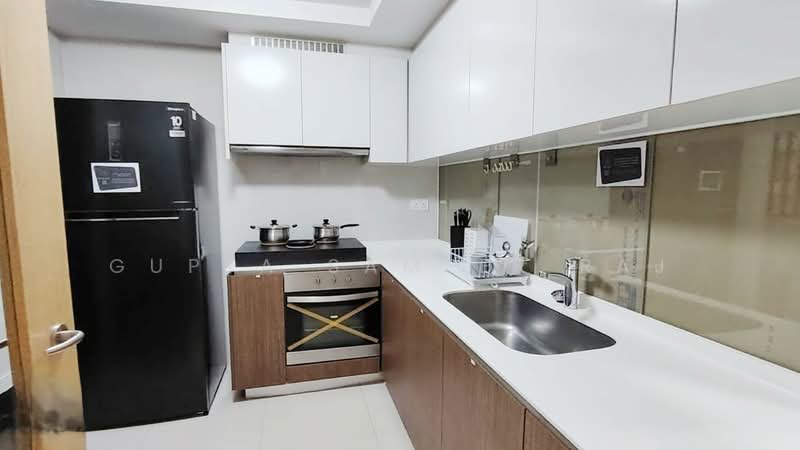 The Lakefront Residences, 42 Lakeside Drive, Room Rental, 150 sqft, Condominium For Rent, by Gupta Sameer Raj, 500141550 - Kitchen - PropertyGuru.com.sg