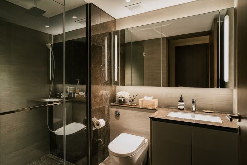 Parc Esta, 906 Sims Avenue, 2 Bedrooms, 635 sqft, Condominium For Sale, by Shu Wen Low, 500141558 - Bathroom - PropertyGuru.com.sg
