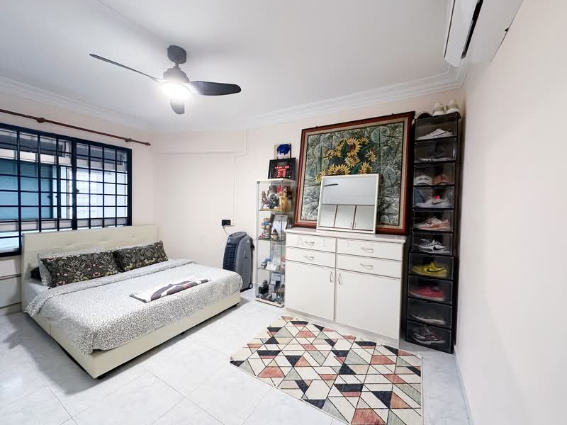 215 Pasir Ris Street 21, 215 Pasir Ris Street 21, 3 Bedrooms, 1,173 sqft, HDB Flat For Sale, by Adee Salleh, 500141563 - Bedroom - PropertyGuru.com.sg
