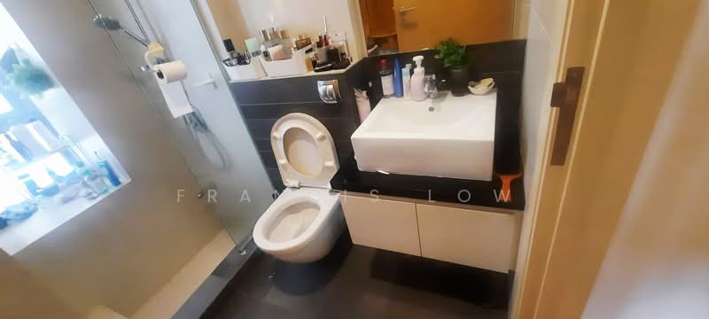 The Verve, 23 Jalan Rajah Road, 1 Bedroom, 441 sqft, Apartment For Sale, by Francis Low, 500141567 - Bathroom - PropertyGuru.com.sg