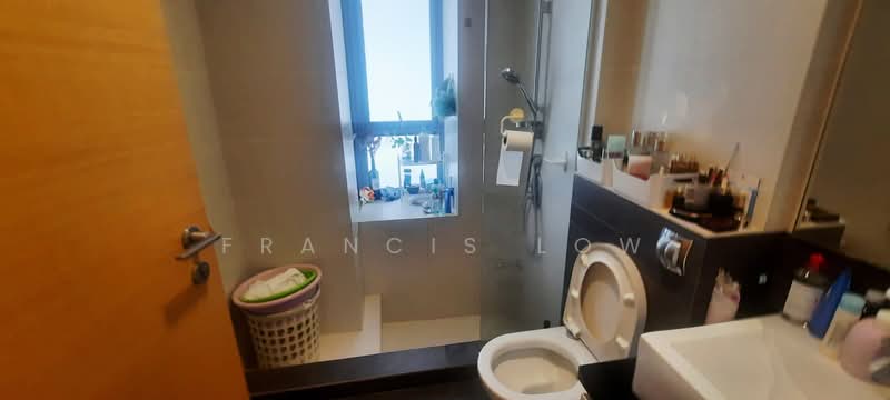 The Verve, 23 Jalan Rajah Road, 1 Bedroom, 441 sqft, Apartment For Sale, by Francis Low, 500141567 - Bathroom - PropertyGuru.com.sg