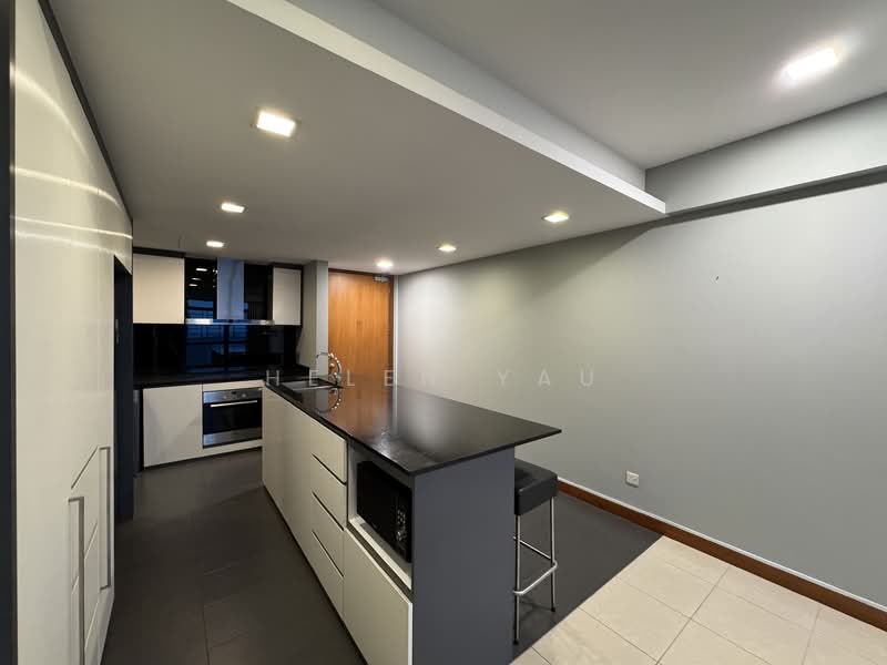 Blue Horizon, 21 West Coast Crescent, 2 Bedrooms, 958 sqft, Condominium For Rent, by Helen Yau, 500141581 - Kitchen - PropertyGuru.com.sg