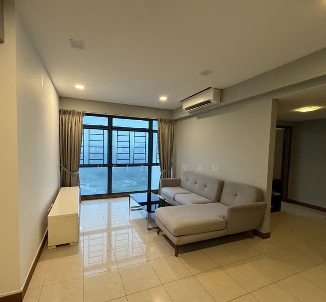Blue Horizon, 21 West Coast Crescent, 2 Bedrooms, 958 sqft, Condominium For Rent, by Helen Yau, 500141581 - Living Room - PropertyGuru.com.sg