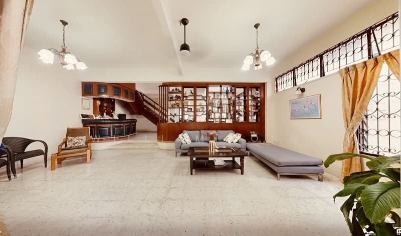 2-storey 6 bedrooms Nostagic Semi-D with natural basement near Serangoon MRT, Nex & Maris Stella & P, Semi-D with natural basement near Serangoon MRT, Nex & Maris Stella & PLMGS, 6 Bedrooms, 3,110 sqft, Semi-Detached House For Sale, by William Hong, 500141590 - Living Room - PropertyGuru.com.sg