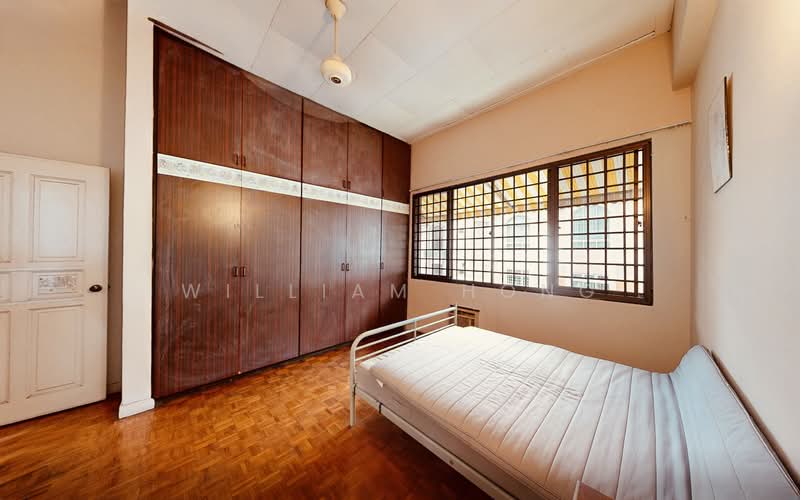 2-storey 6 bedrooms Nostagic Semi-D with natural basement near Serangoon MRT, Nex & Maris Stella & P, Semi-D with natural basement near Serangoon MRT, Nex & Maris Stella & PLMGS, 6 Bedrooms, 3,110 sqft, Semi-Detached House For Sale, by William Hong, 500141590 - Bedroom - PropertyGuru.com.sg
