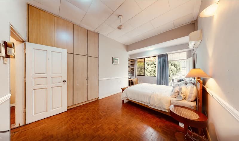 2-storey 6 bedrooms Nostagic Semi-D with natural basement near Serangoon MRT, Nex & Maris Stella & P, Semi-D with natural basement near Serangoon MRT, Nex & Maris Stella & PLMGS, 6 Bedrooms, 3,110 sqft, Semi-Detached House For Sale, by William Hong, 500141590 - Bedroom - PropertyGuru.com.sg