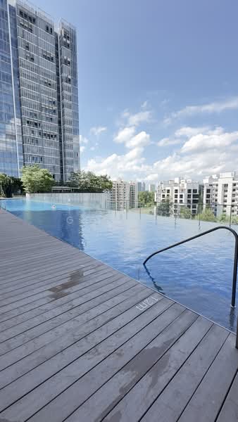 The Hillier, 6 Hillview Rise, 2 Bedrooms, 818 sqft, Condominium For Sale, by George Foo, 500141604 - Pool - PropertyGuru.com.sg