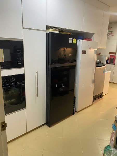 452 Jurong West Street 42, 452 Jurong West Street 42, 3 Bedrooms, 1,431 sqft, HDB Flat For Sale, by Tun Lin Tan, 500141605 - Kitchen - PropertyGuru.com.sg
